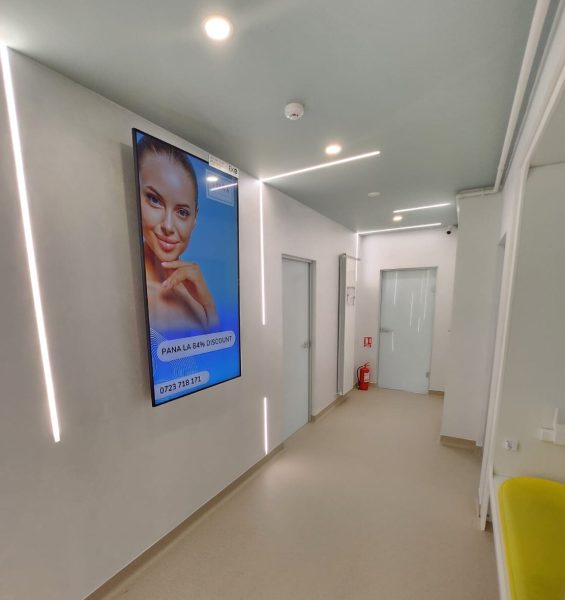 Reteaua Digitala DOOH Indoor - YIARA | CLINICA DE BEAUTY
