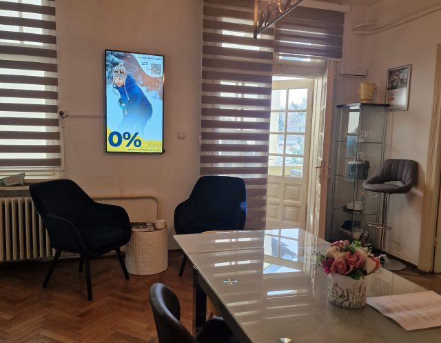 Cum să profiți de sezonul reducerilor cu Rețeaua Digitală de Display-uri EkoGroup