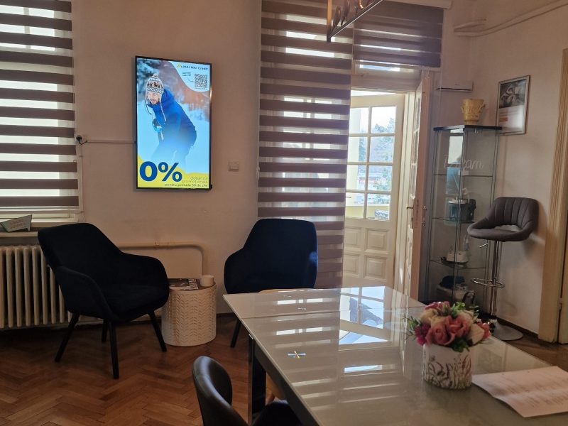 Cum să profiți de sezonul reducerilor cu Rețeaua Digitală de Display-uri EkoGroup