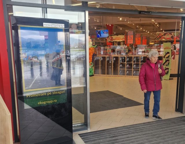 Rețeaua DOOH EkoGroup și Ciprian Petrescu aduc publicitate eficientă clienților din Râșnov